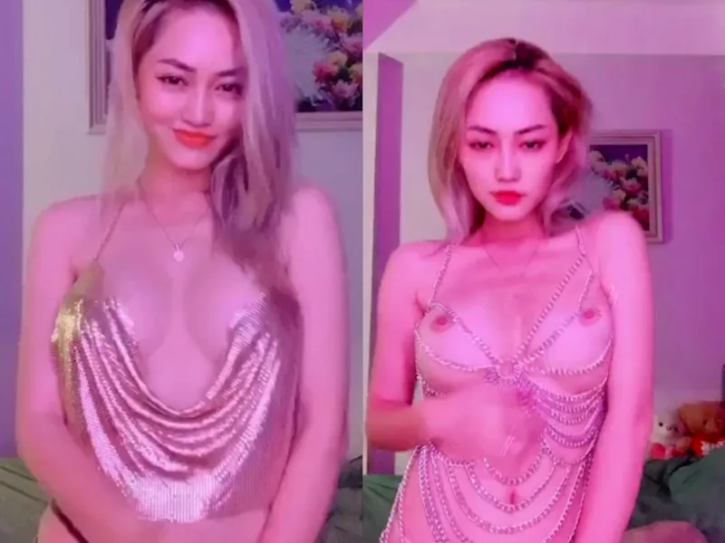 Em Ngọc Hà vú bự dâm đãng thủ dâm P1
